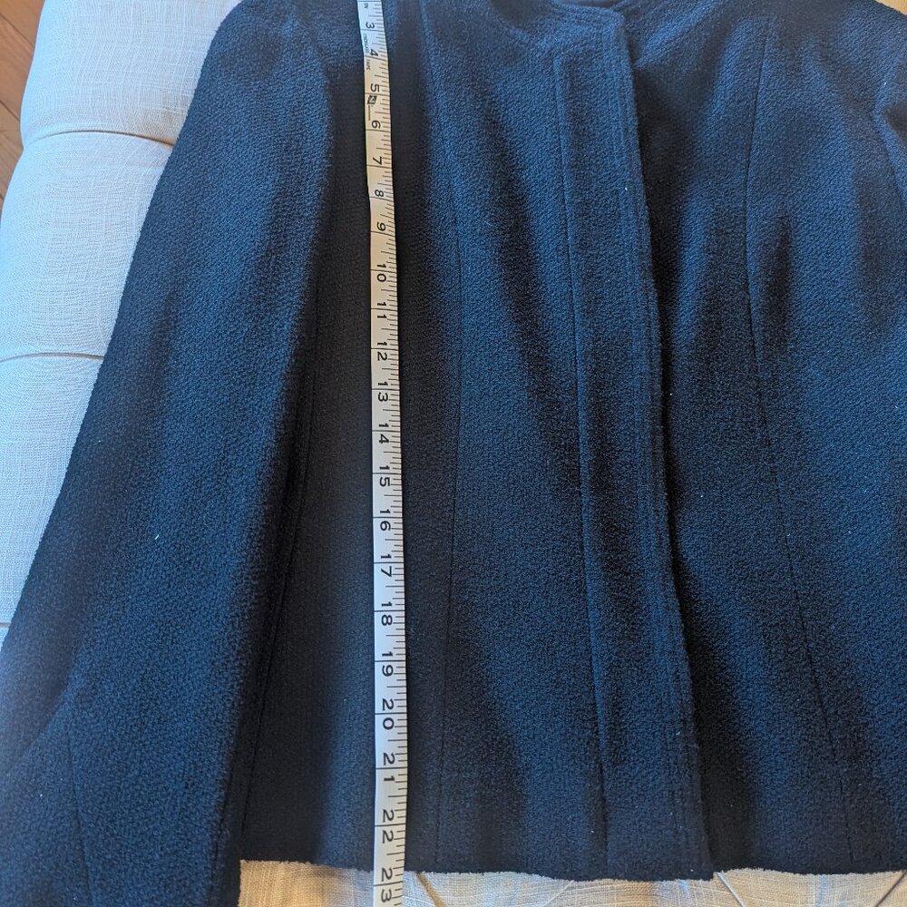 Chanel Suit Set - Picture 6 of 15